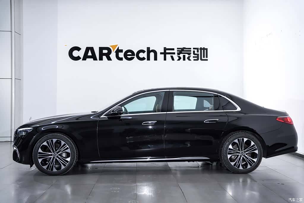 Mercedes-Benz E-Class, 2025 8