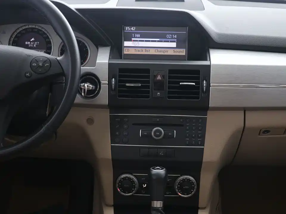 Mercedes-Benz GLK grade