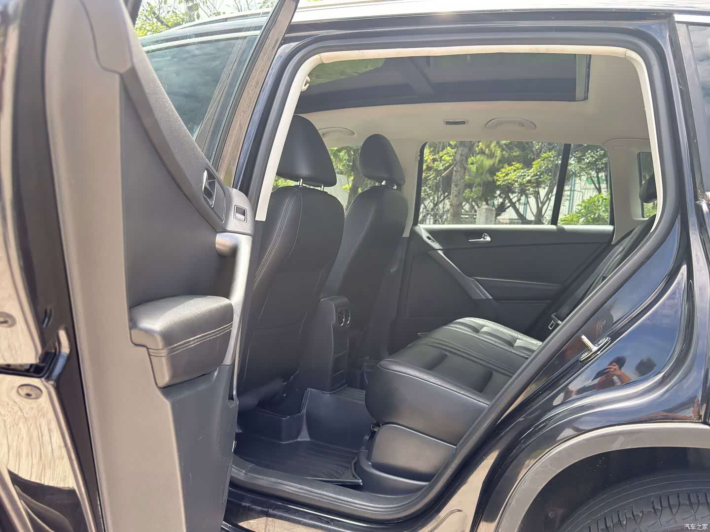 Volkswagen CC, 2012 6
