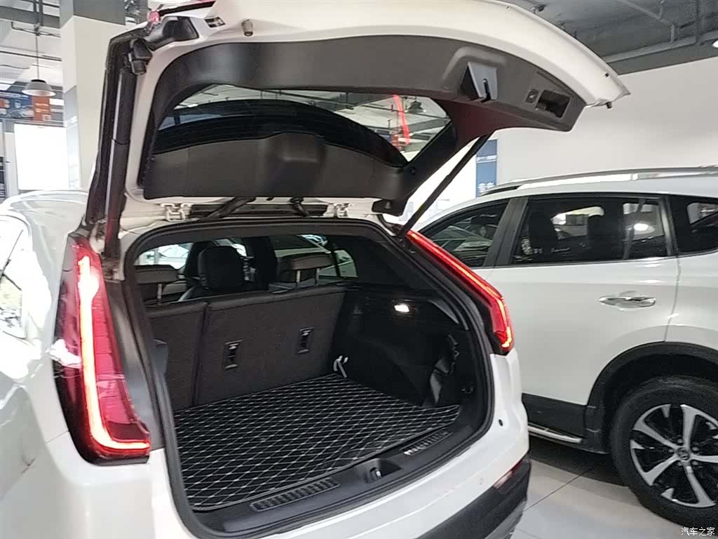 Cadillac XT4, 2020 19