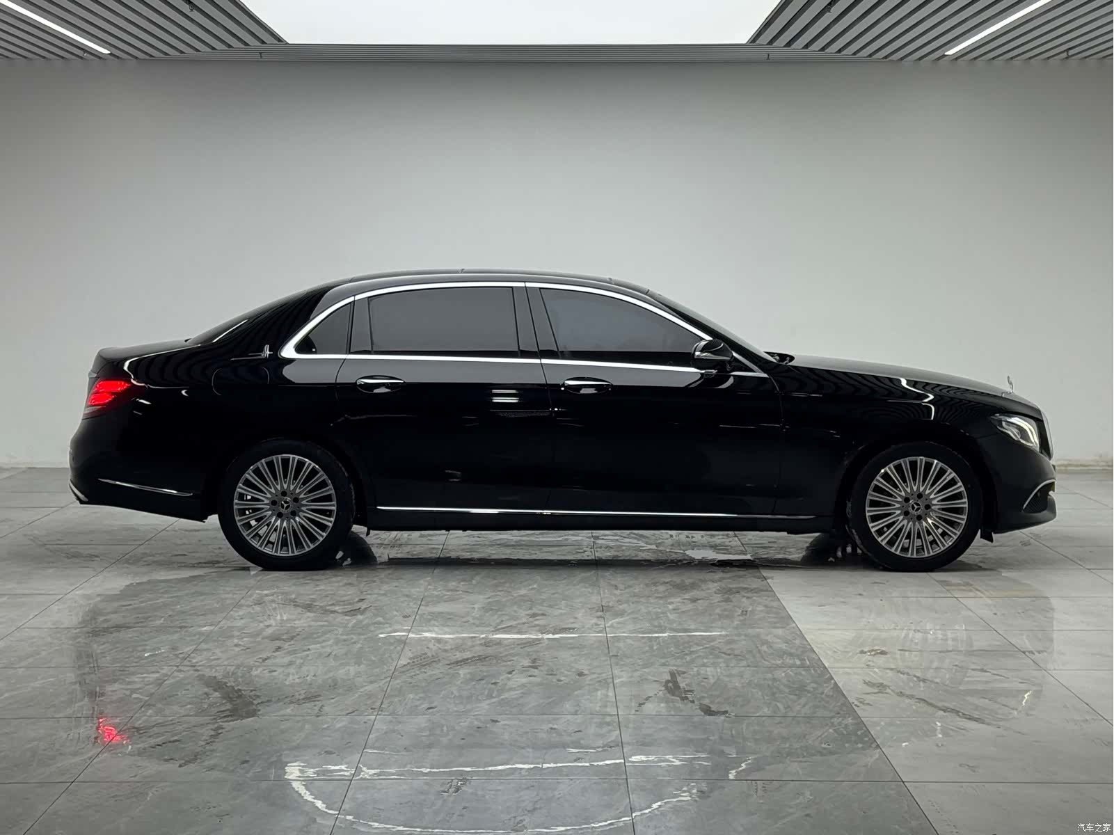 Mercedes-Benz E-Class, 2020 8