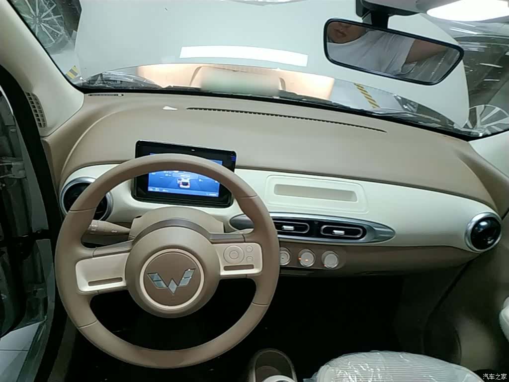 Wuling MINIEV, 2026 10
