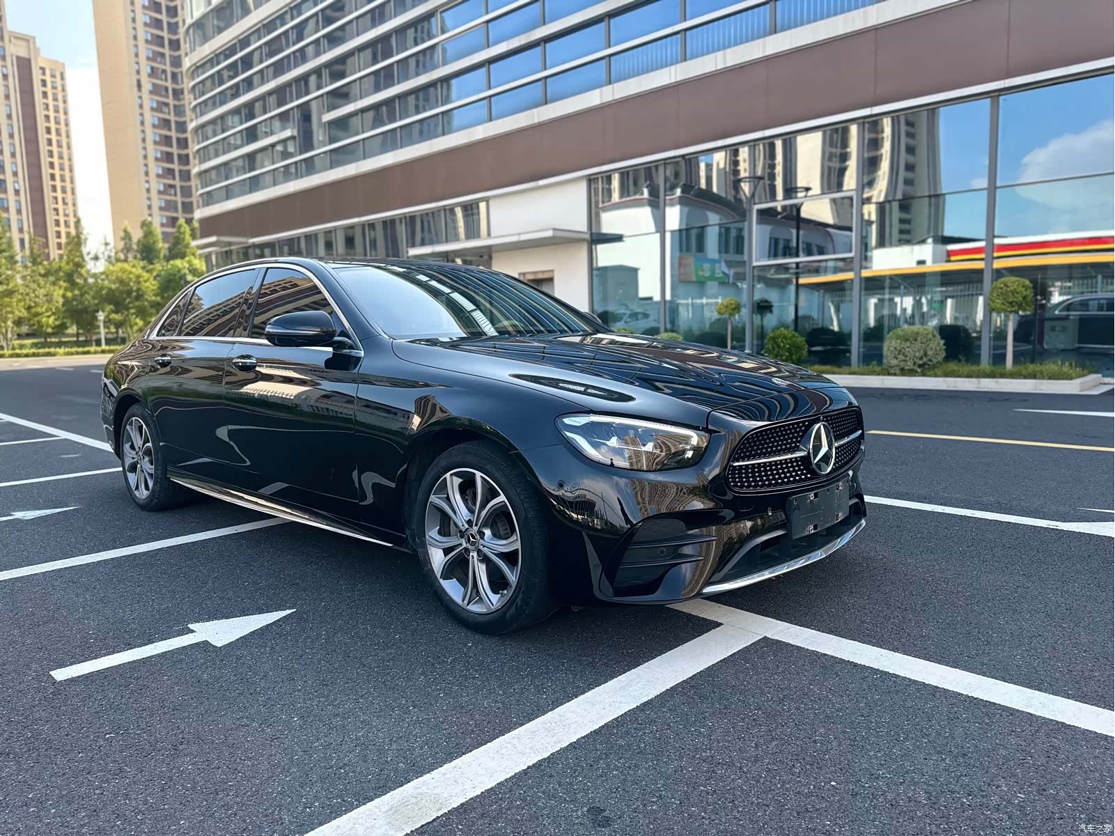 Mercedes-Benz E-Class, 2021 3