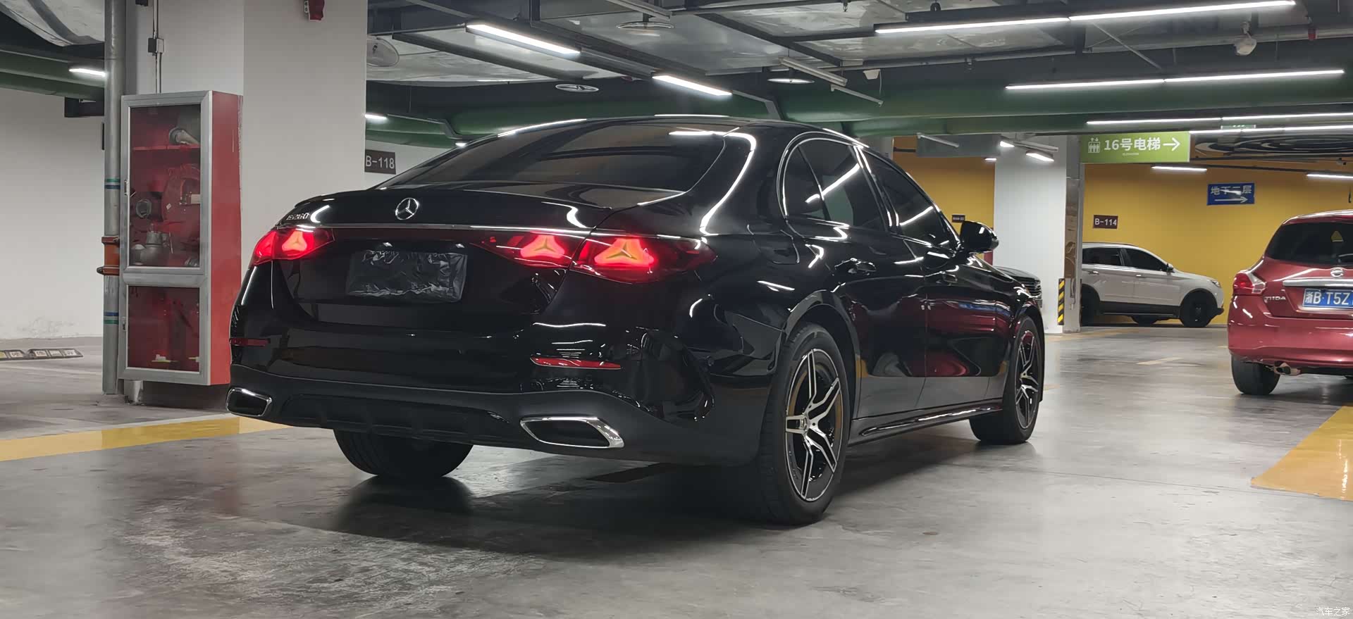 Mercedes-Benz E-Class, 2025 22