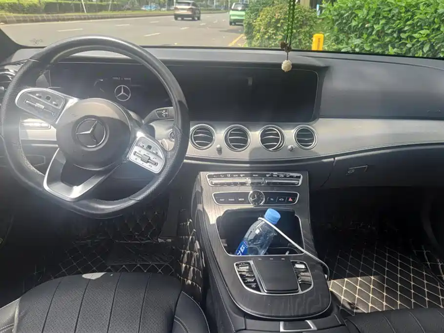 Mercedes-Benz E-class Mercedes-Benz E-class