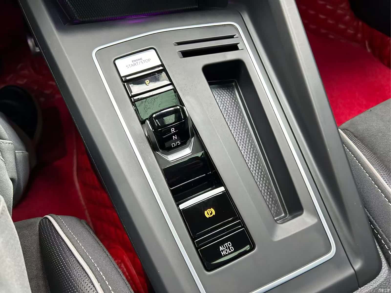 Volkswagen Golf, 2022 14