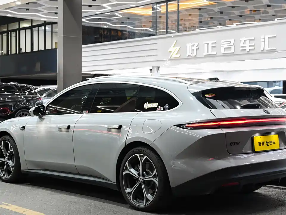 NIO ET5T
