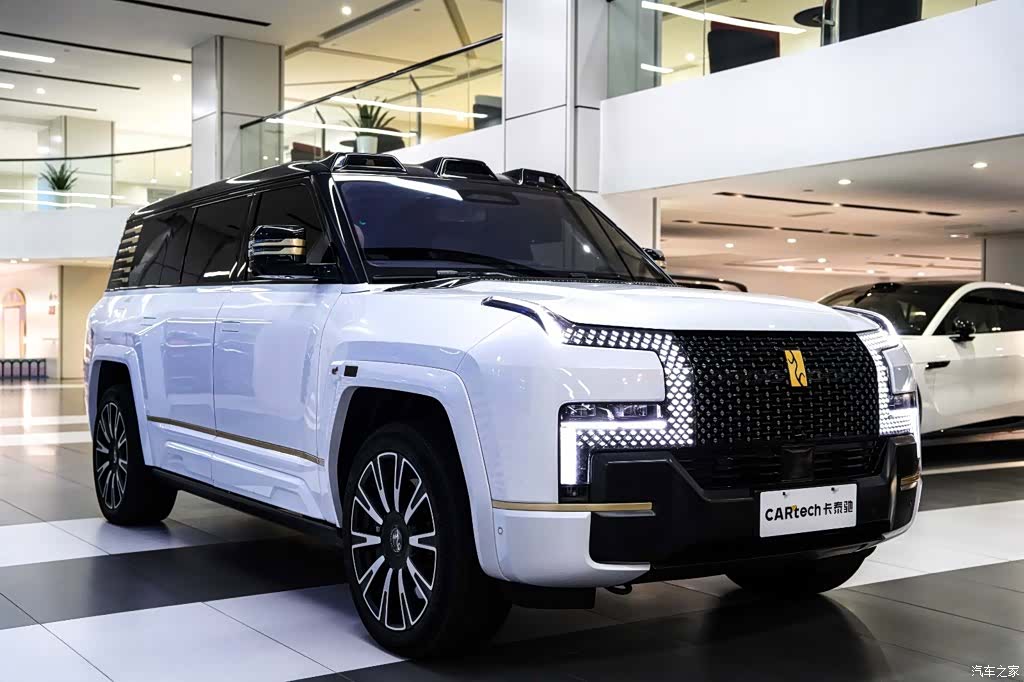 Yangwang U8, 2025 27