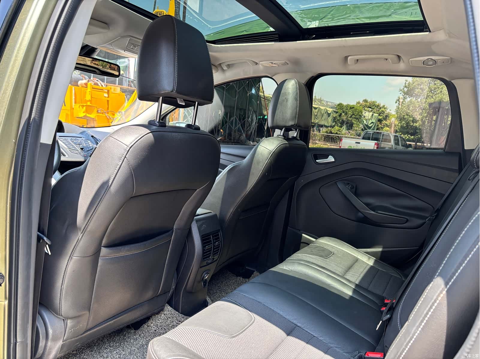 Ford Kuga, 2014 6