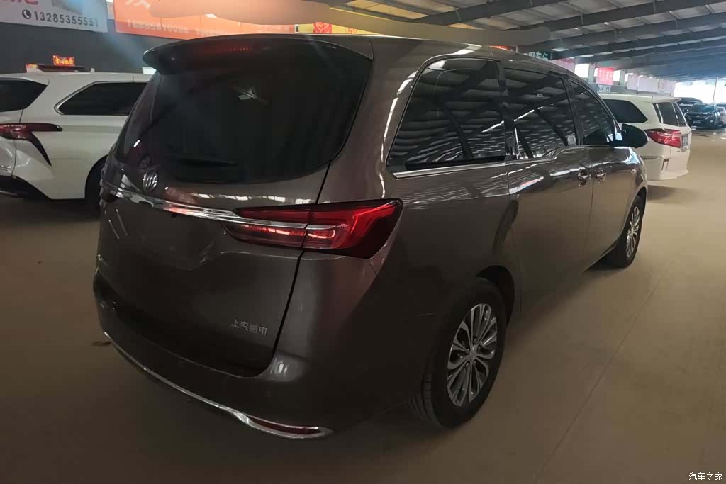 Buick GL8, 2020 3
