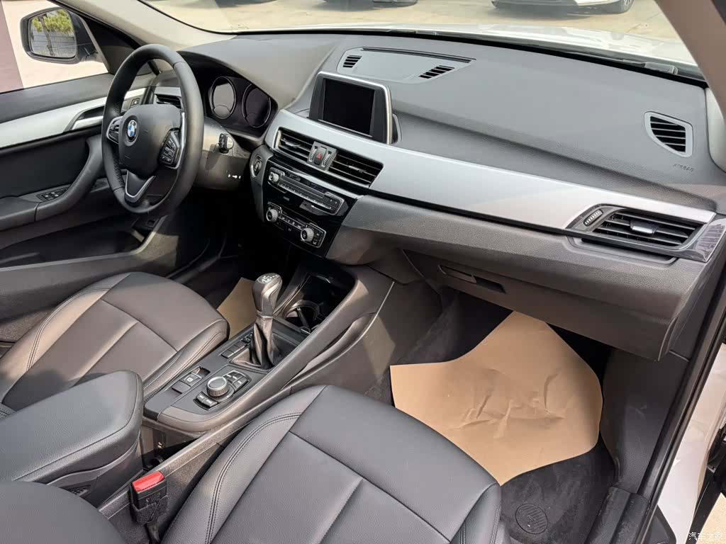 BMW X1, 2019 9