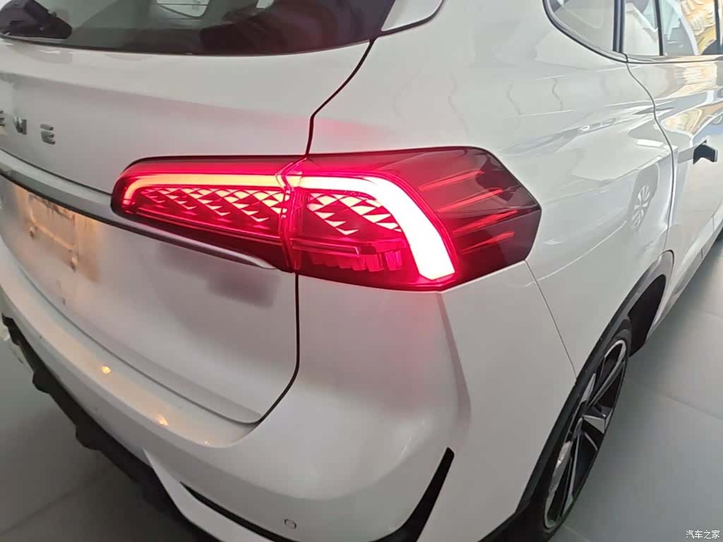 Roewe RX5, 2022 8