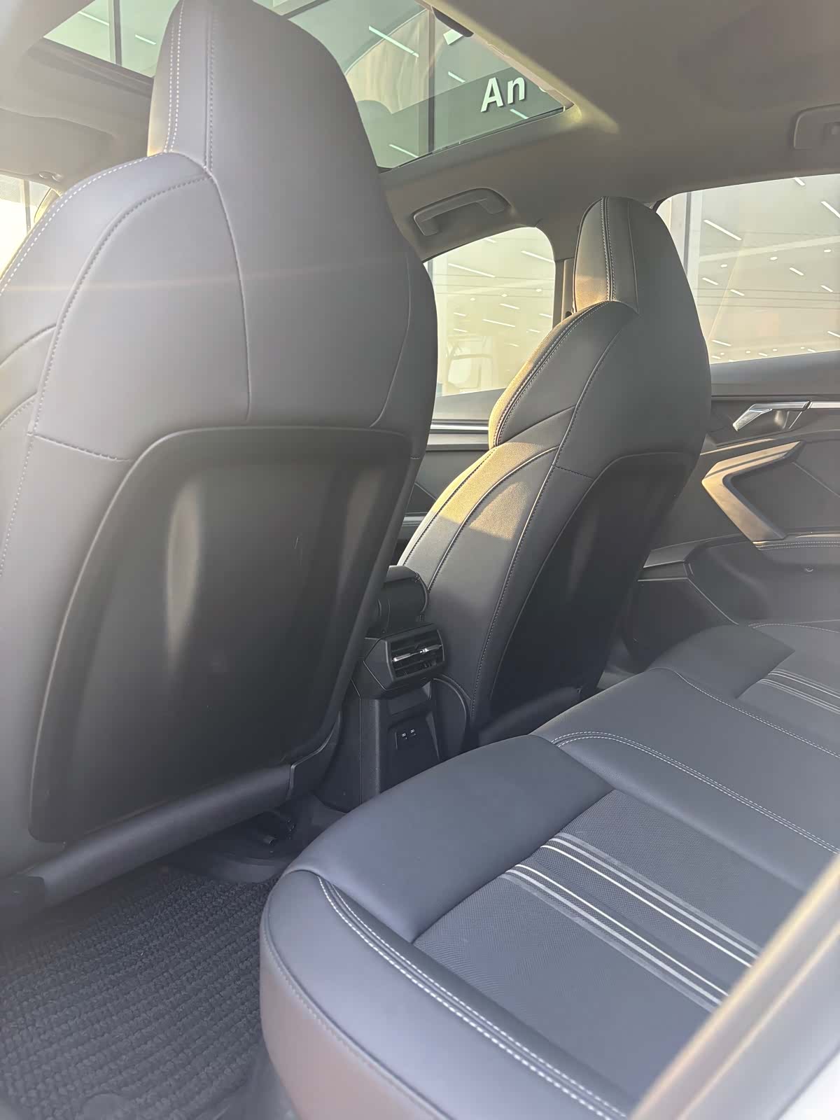 Audi A3, 2023 все фото