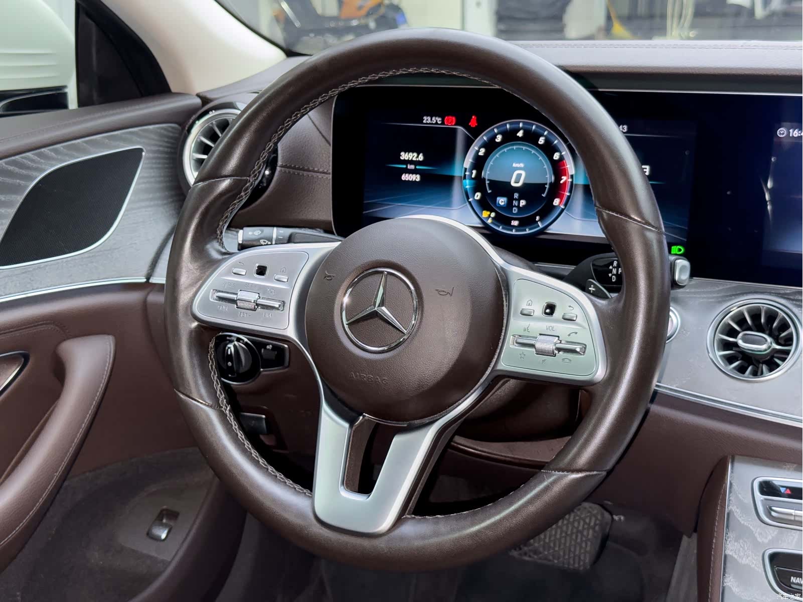 Mercedes-Benz CLS, 2020 6