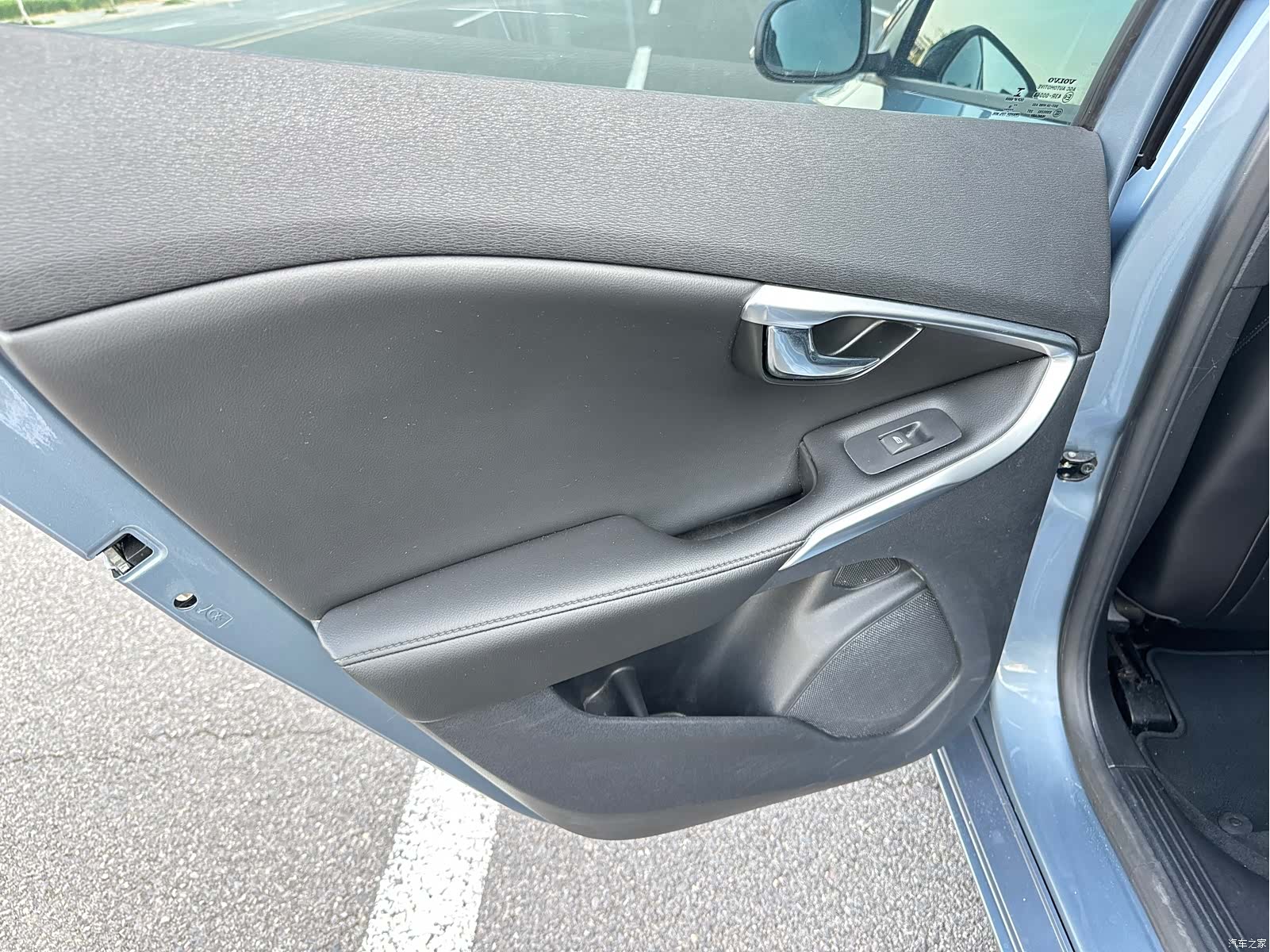 Volvo V40, 2018 13