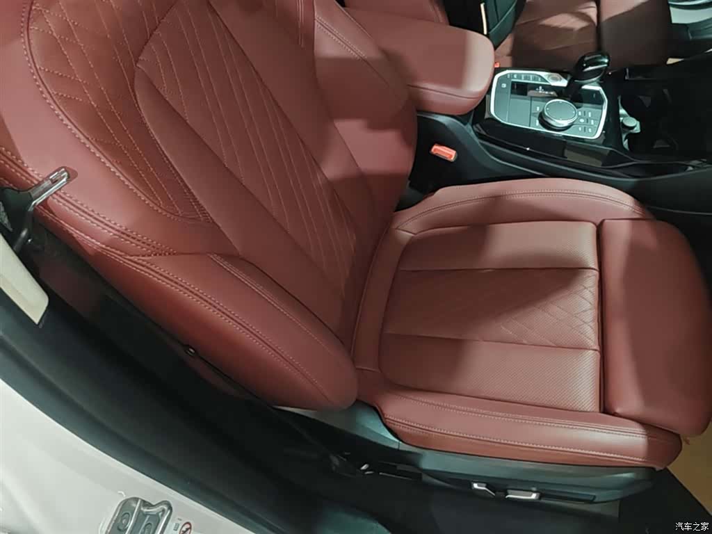 BMW X3, 2024 25
