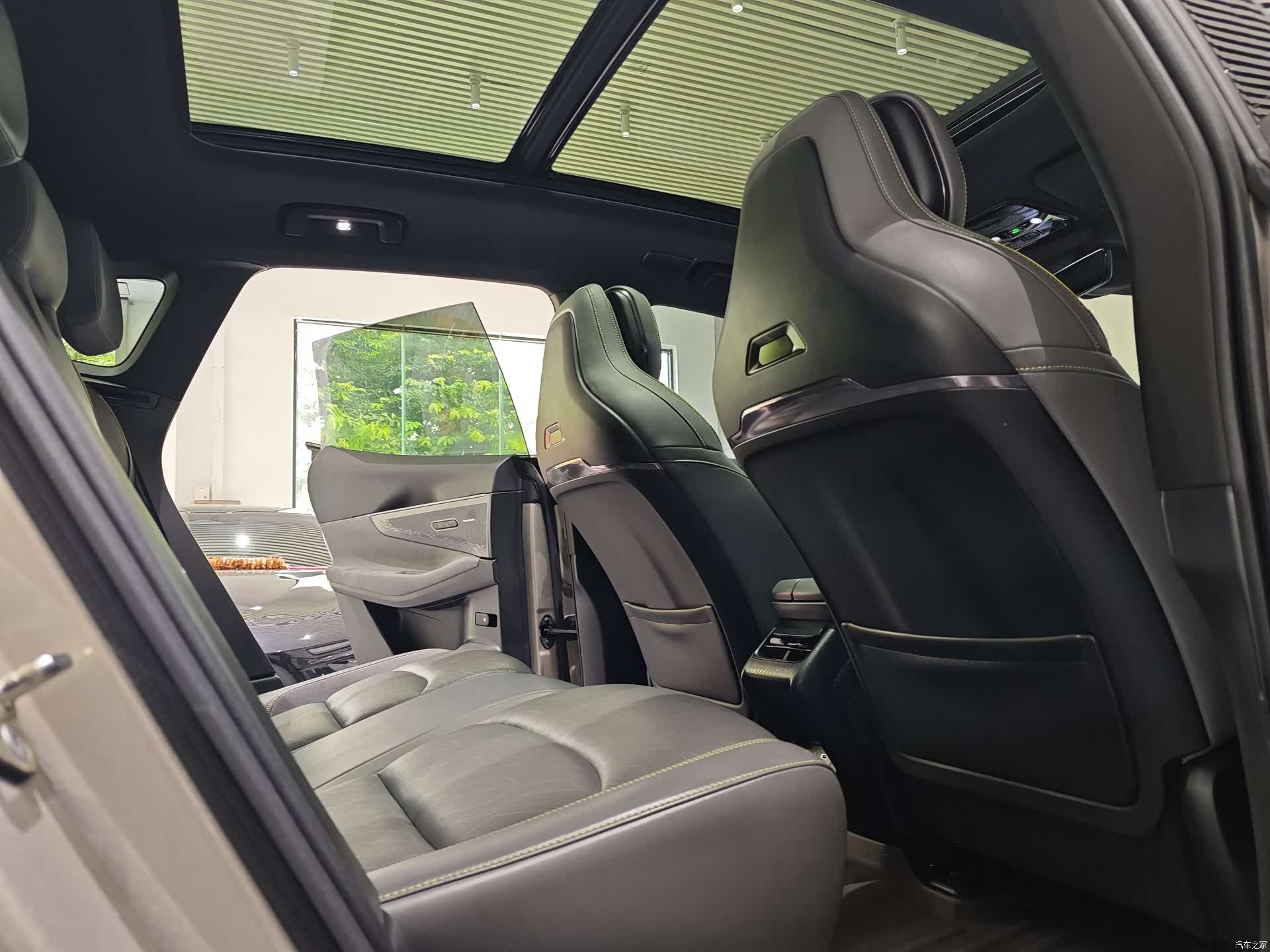 Lynk & Co 02, 2023 25