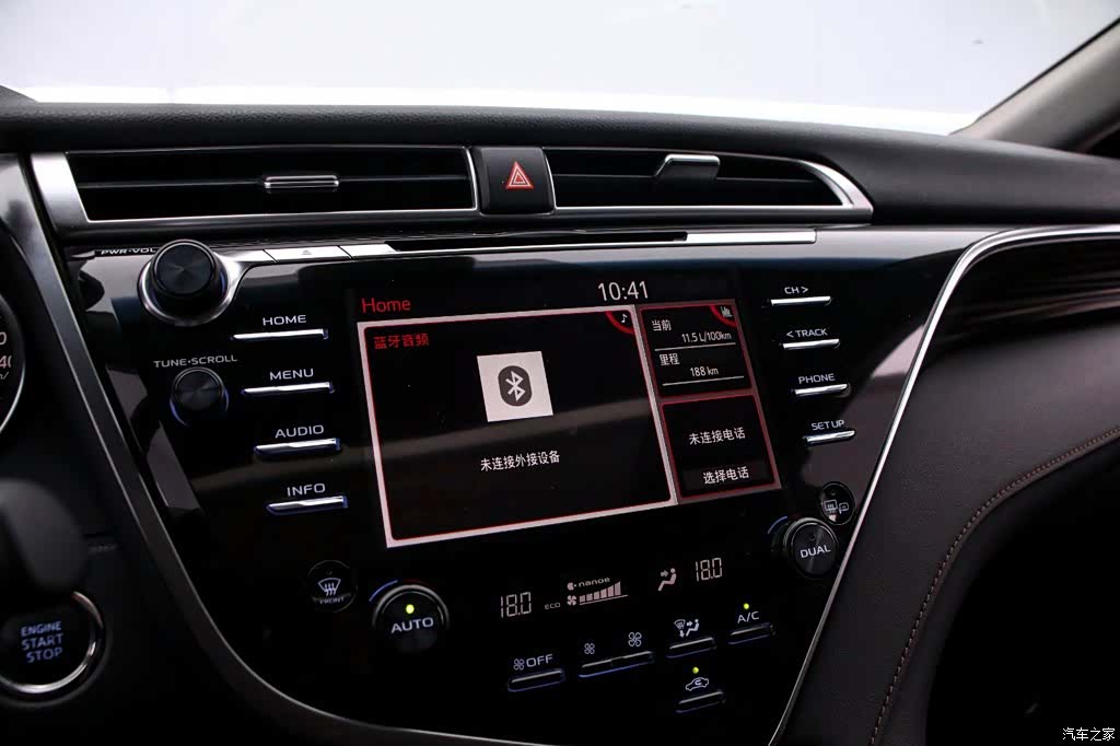 Toyota Camry, 2018 8