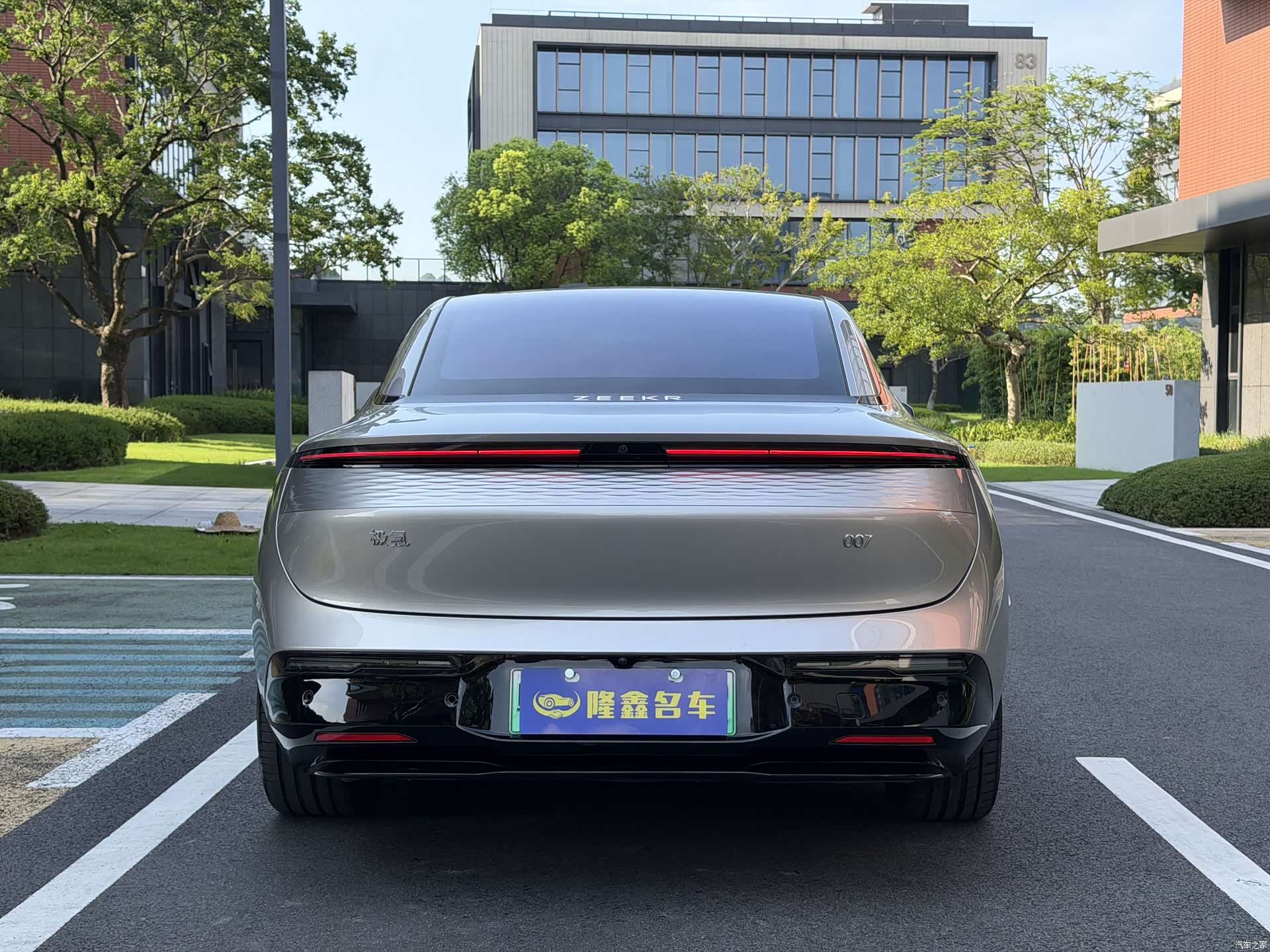 Zeekr 007, 2024 19