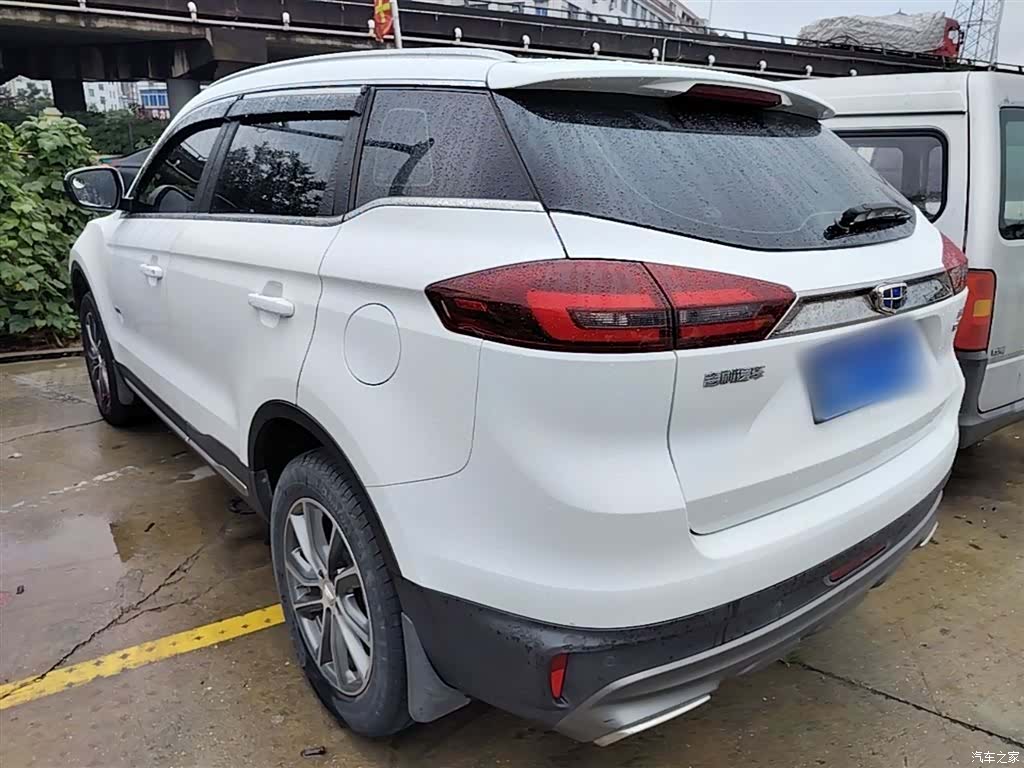 Geely Boyue, 2019 все фото