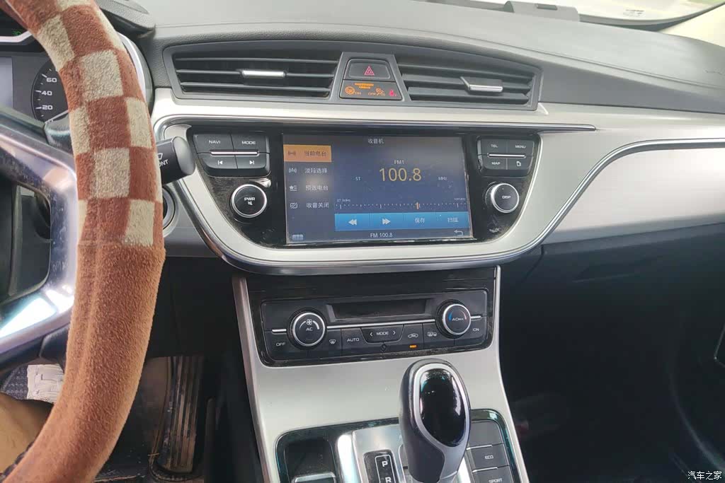 Geely Emgrand, 2017 13