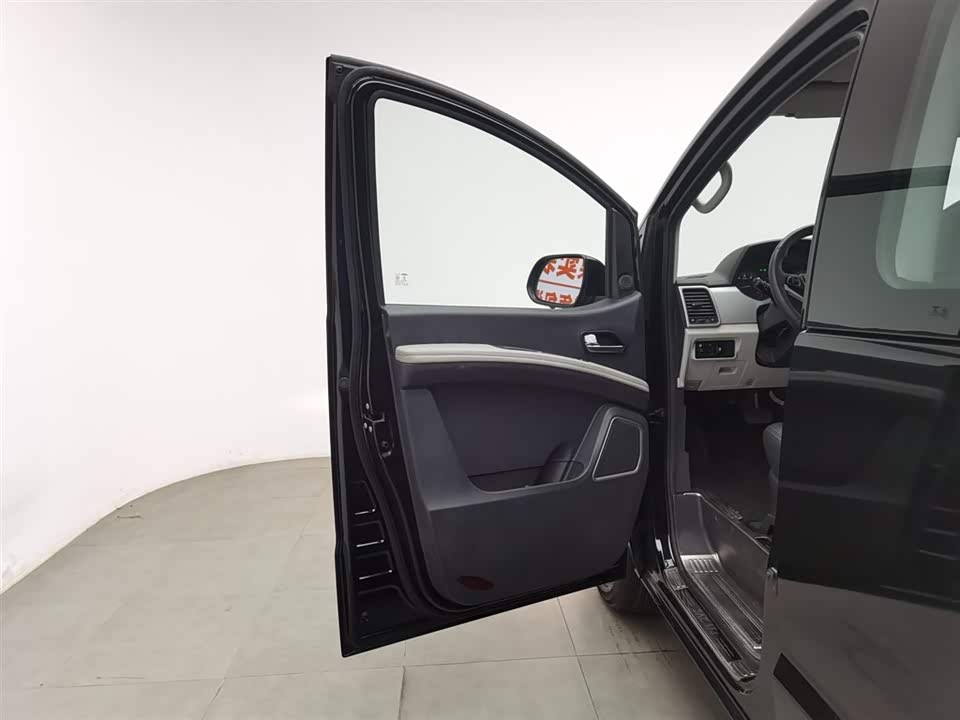 JAC Refine Ruifeng M4