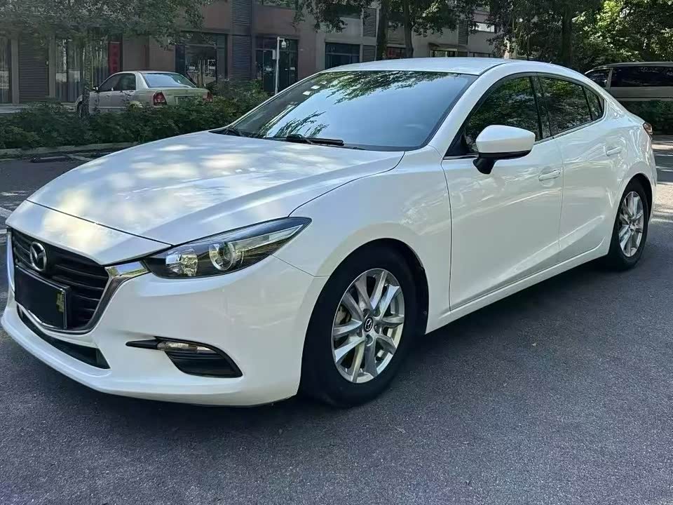 Mazda 3 Angkesaila