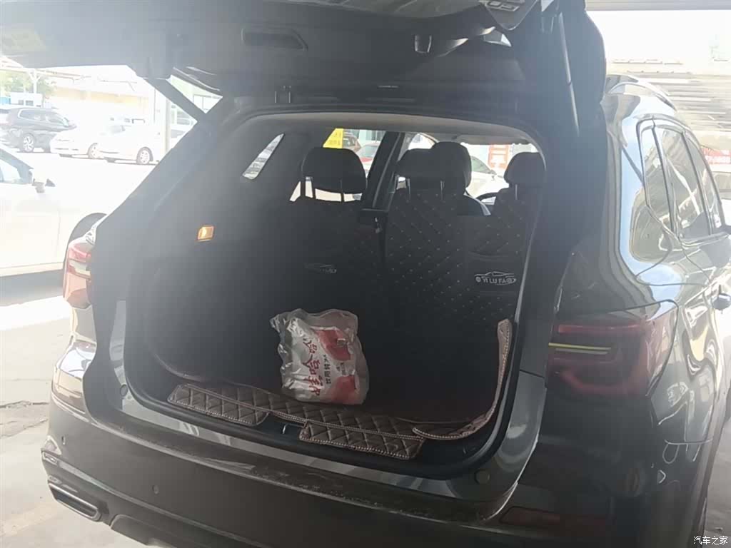 Roewe RX5, 2022 19