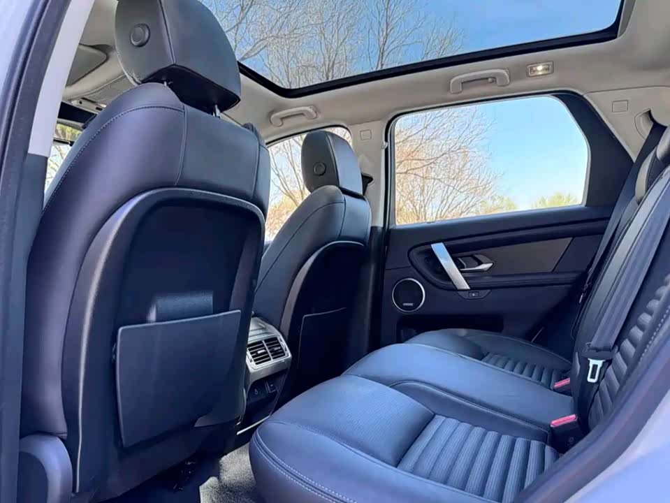 Land Rover Discover sports