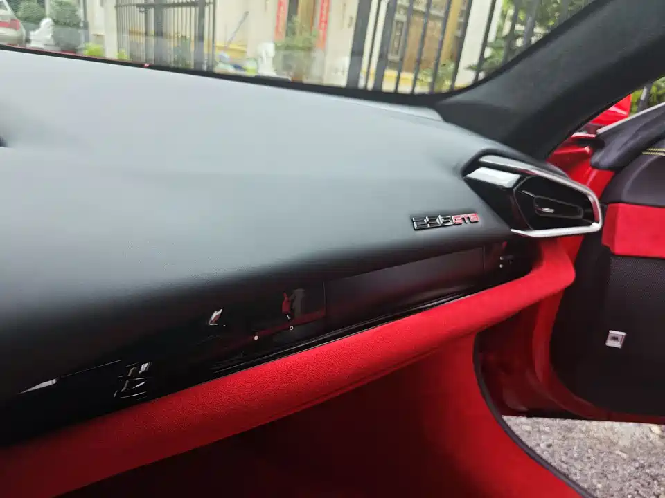 Ferrari 296