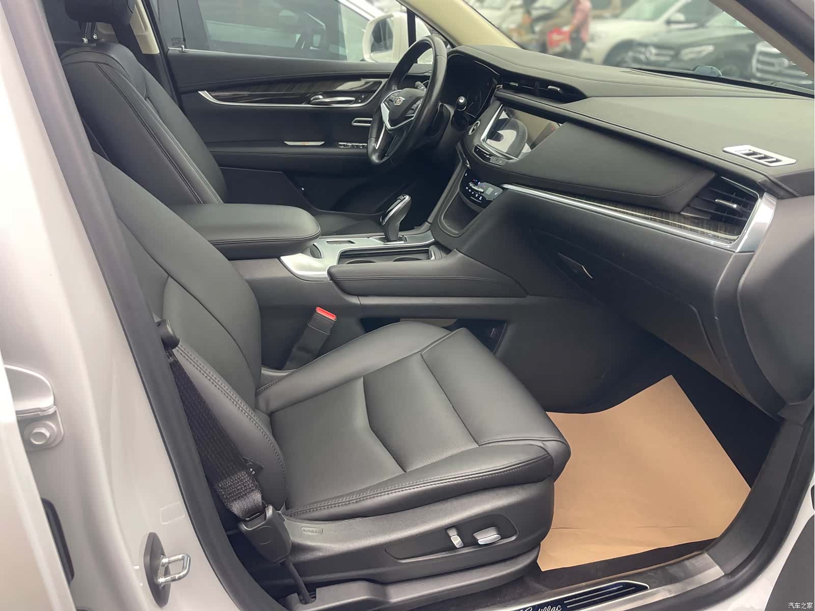 Cadillac XT5, 2018 13