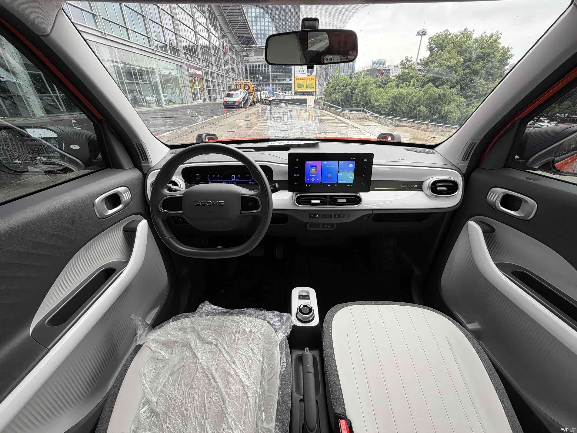 Geely Panda, 2026 15