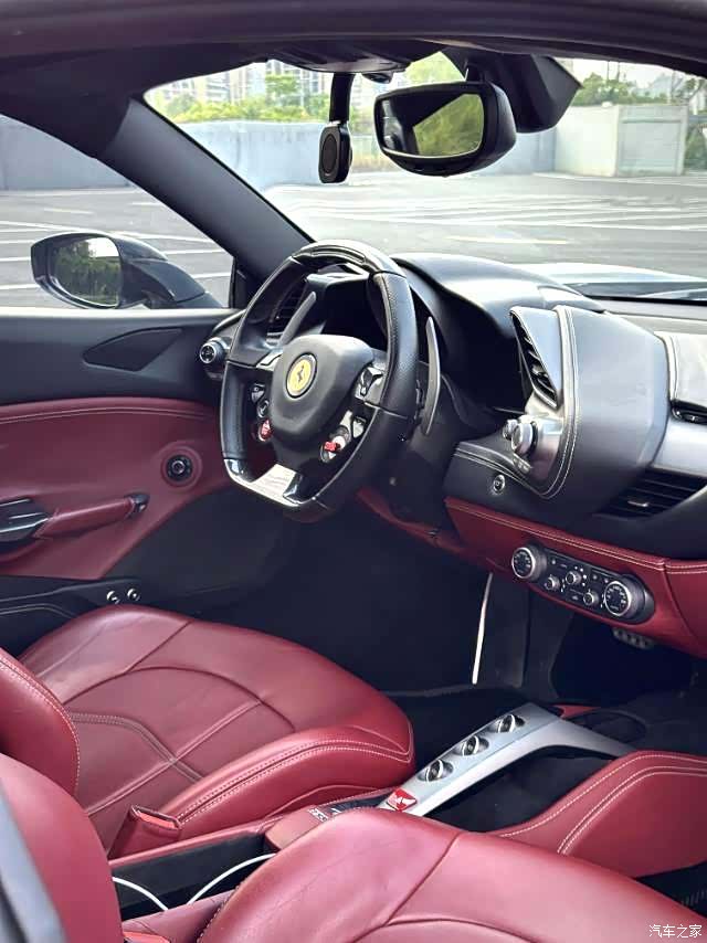 Ferrari 488, 2017 11
