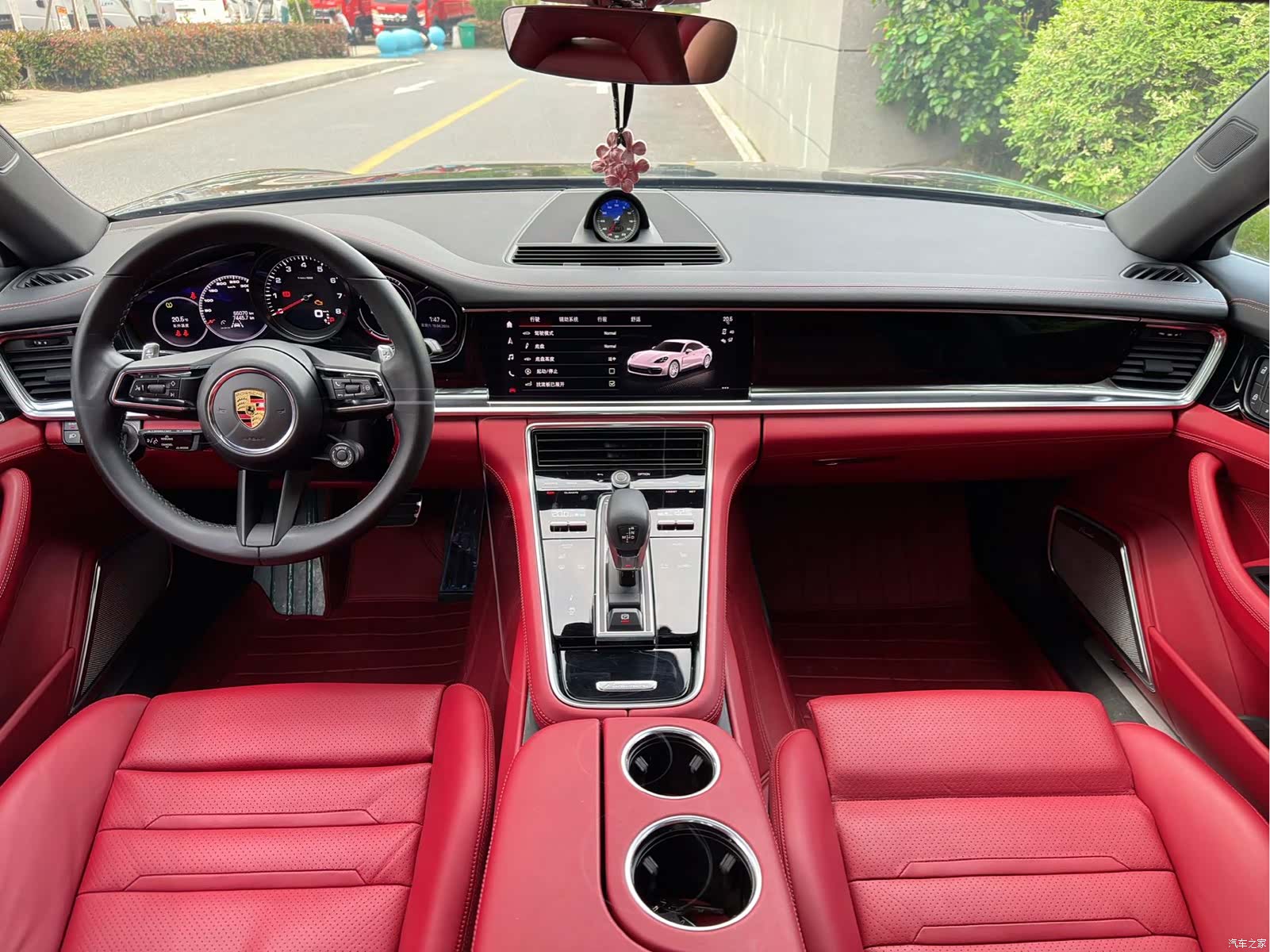 Porsche Panamera, 2022 12