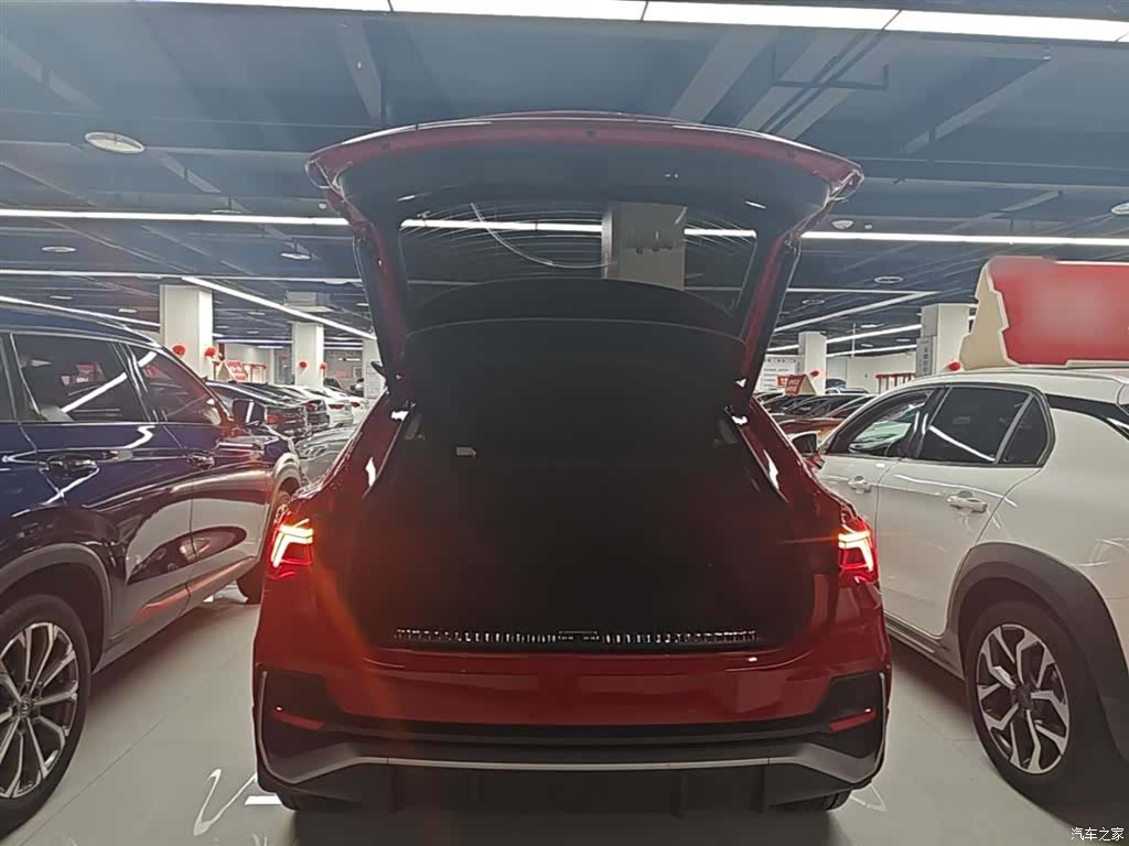Audi Q3, 2021 19
