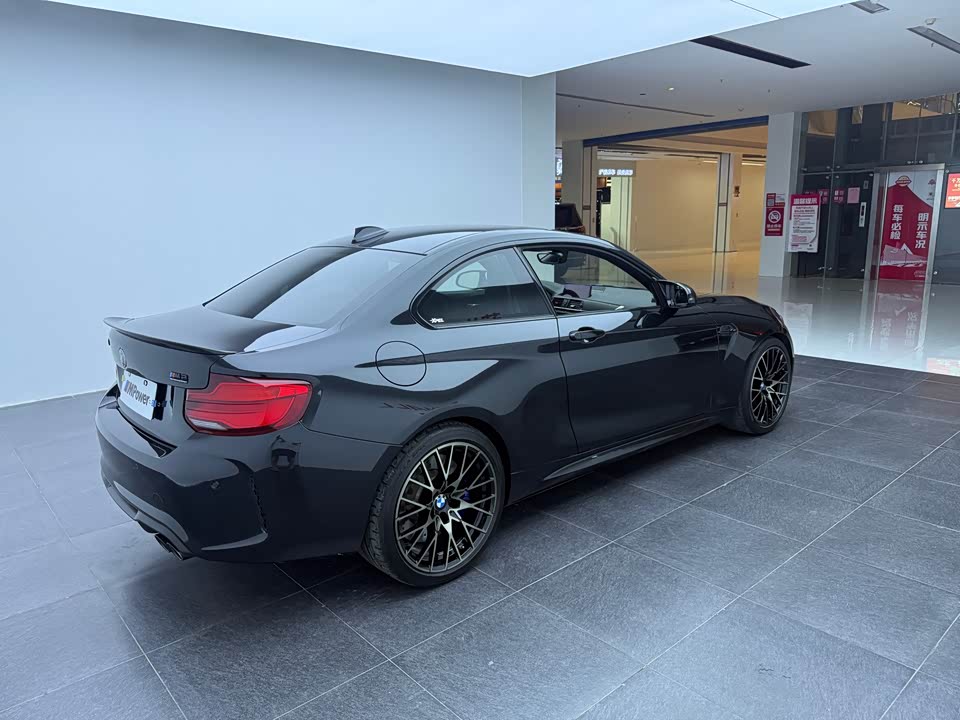 BMW M2