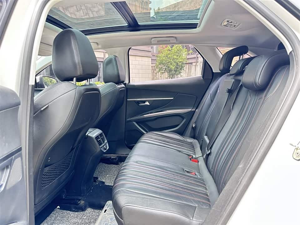 Peugeot 4008 Peugeot 4008