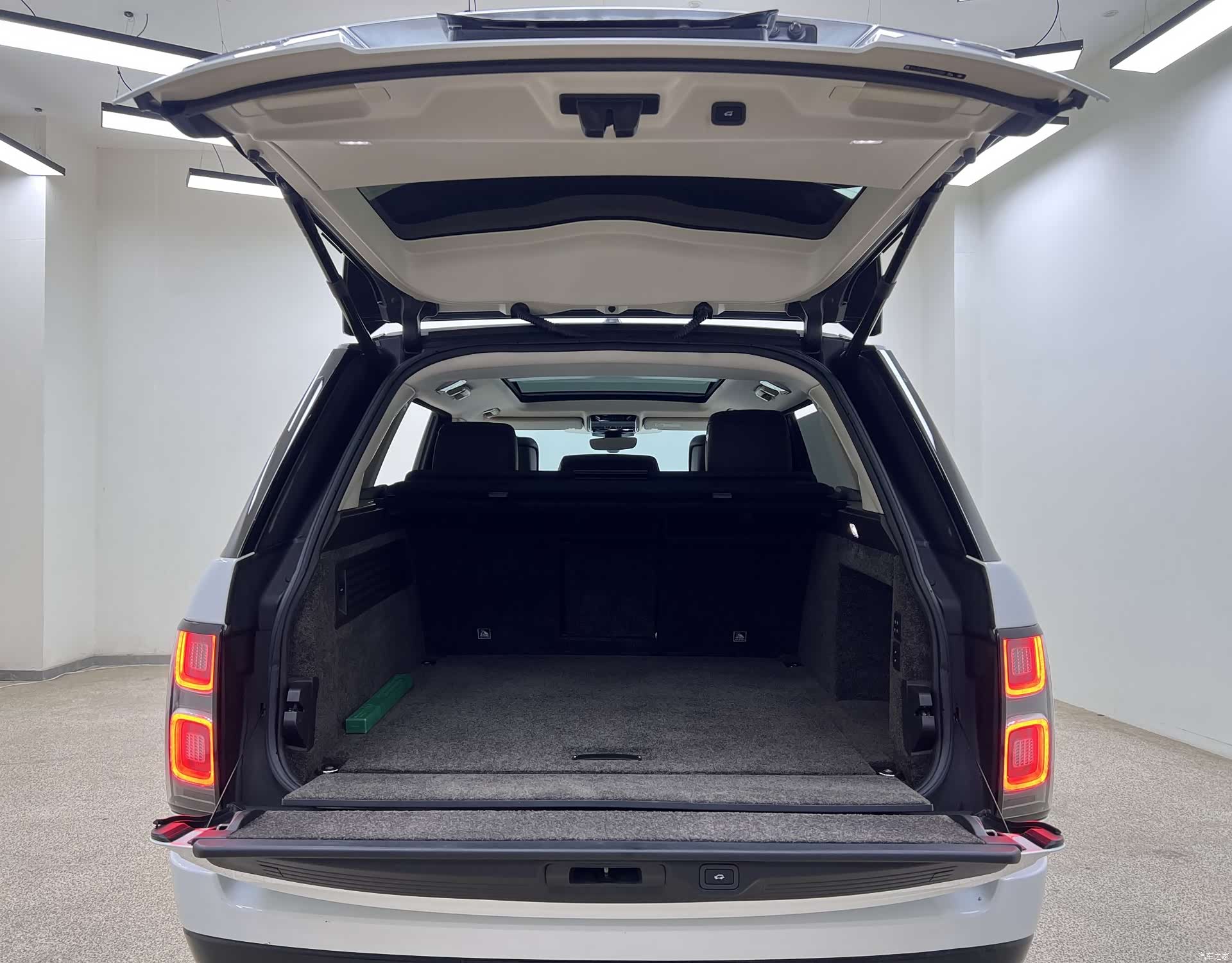 Land Rover Range Rover, 2018 40