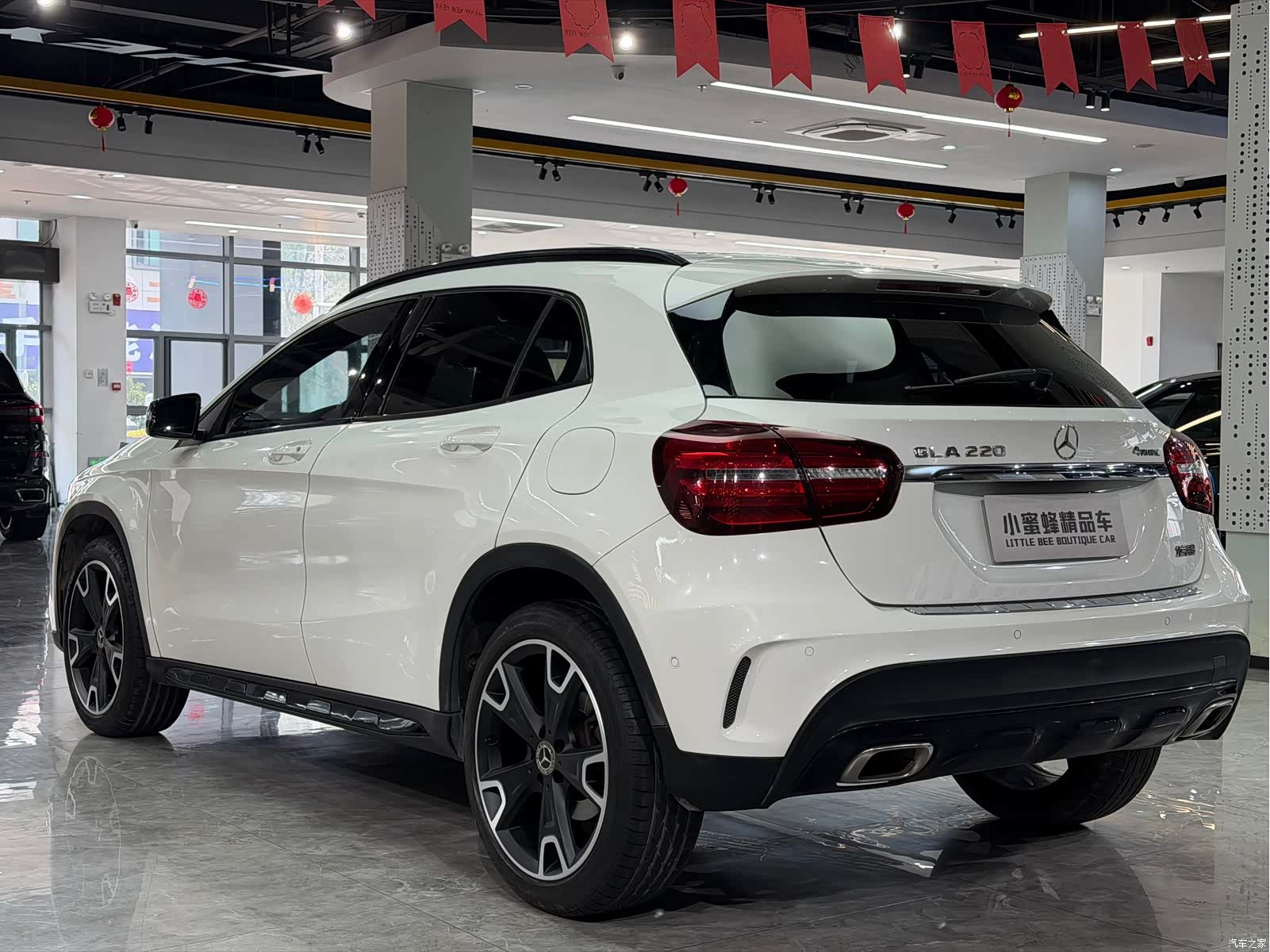 Mercedes-Benz GLA, 2019 15