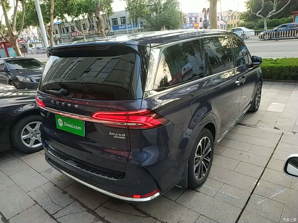 Roewe iMAX8, 2022 7