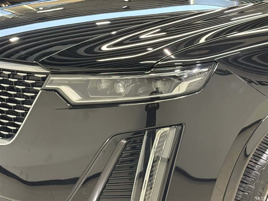 Cadillac XT6, 2022 8