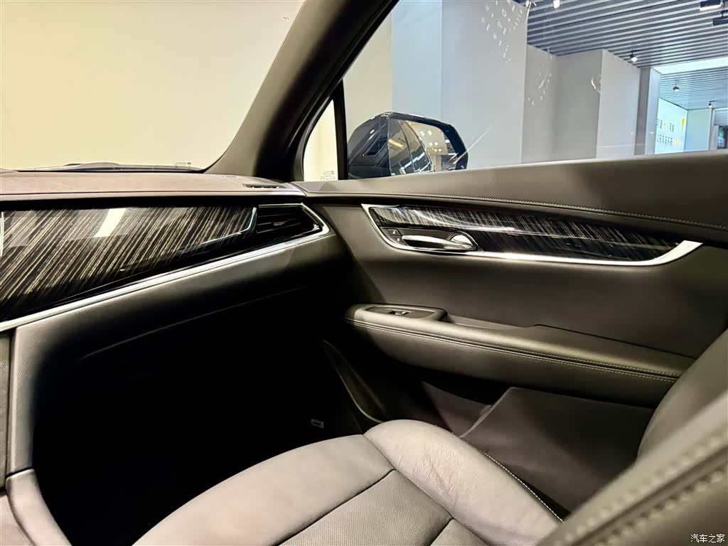 Cadillac XT6, 2022 24