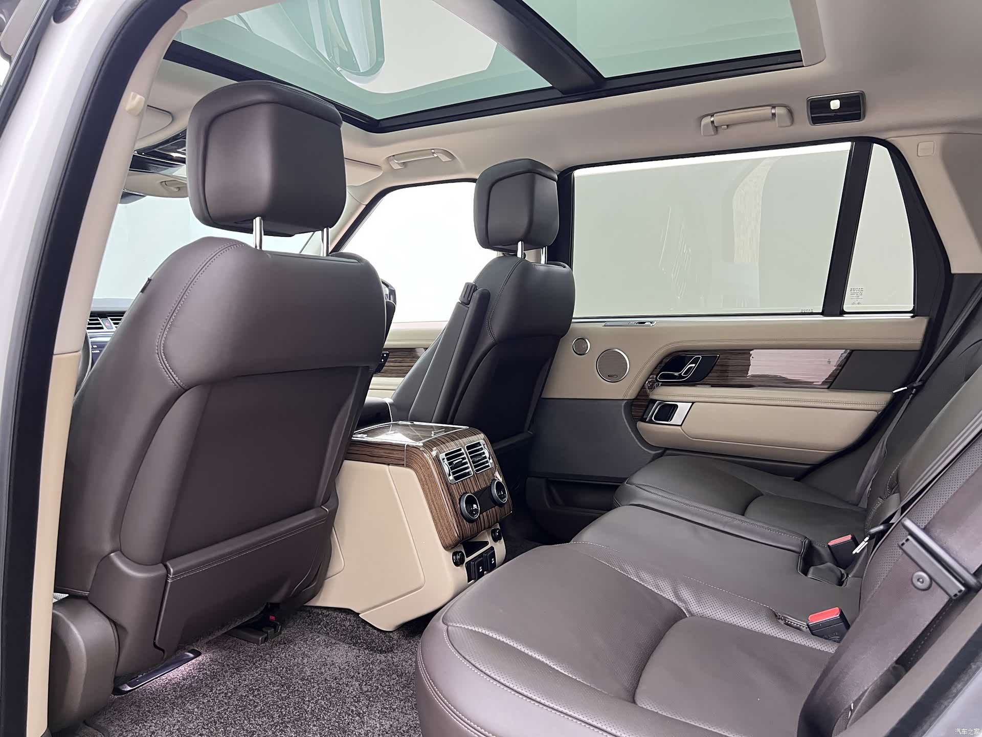 Land Rover Range Rover, 2018 18
