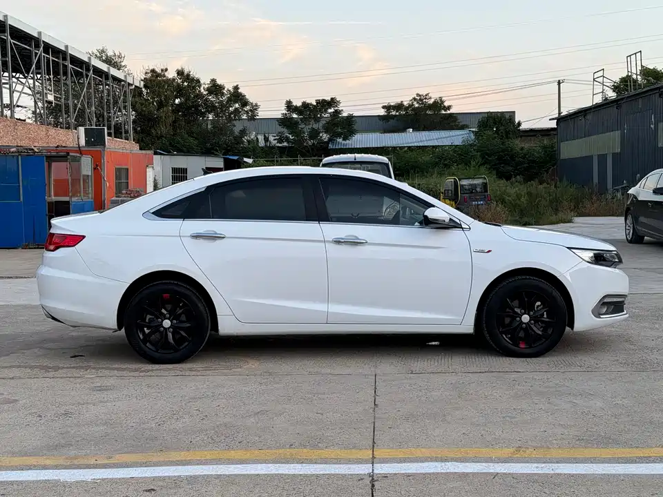 Geely Emgrand GL