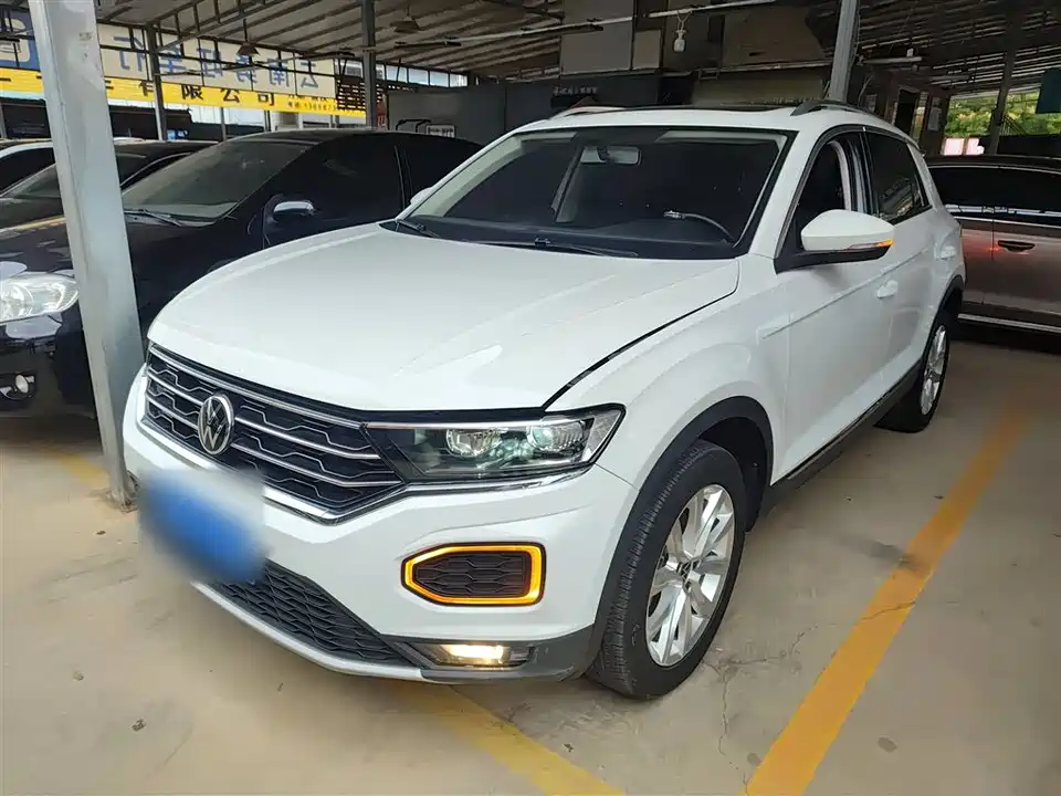 Volkswagen T-ROC exploring Songs