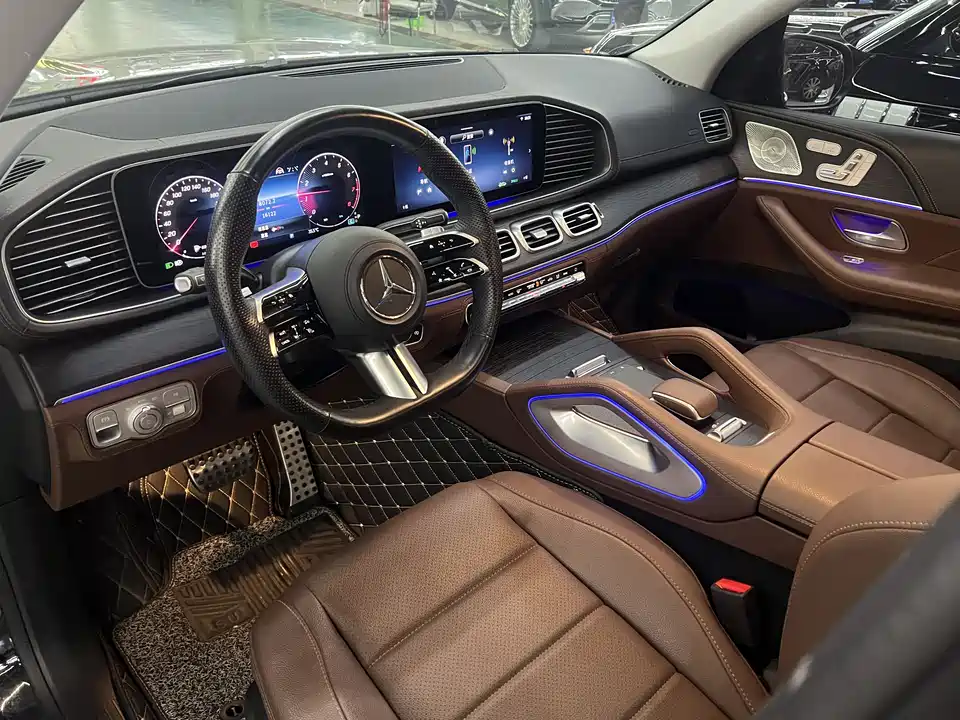 Mercedes-Benz GLS Mercedes-Benz GLS