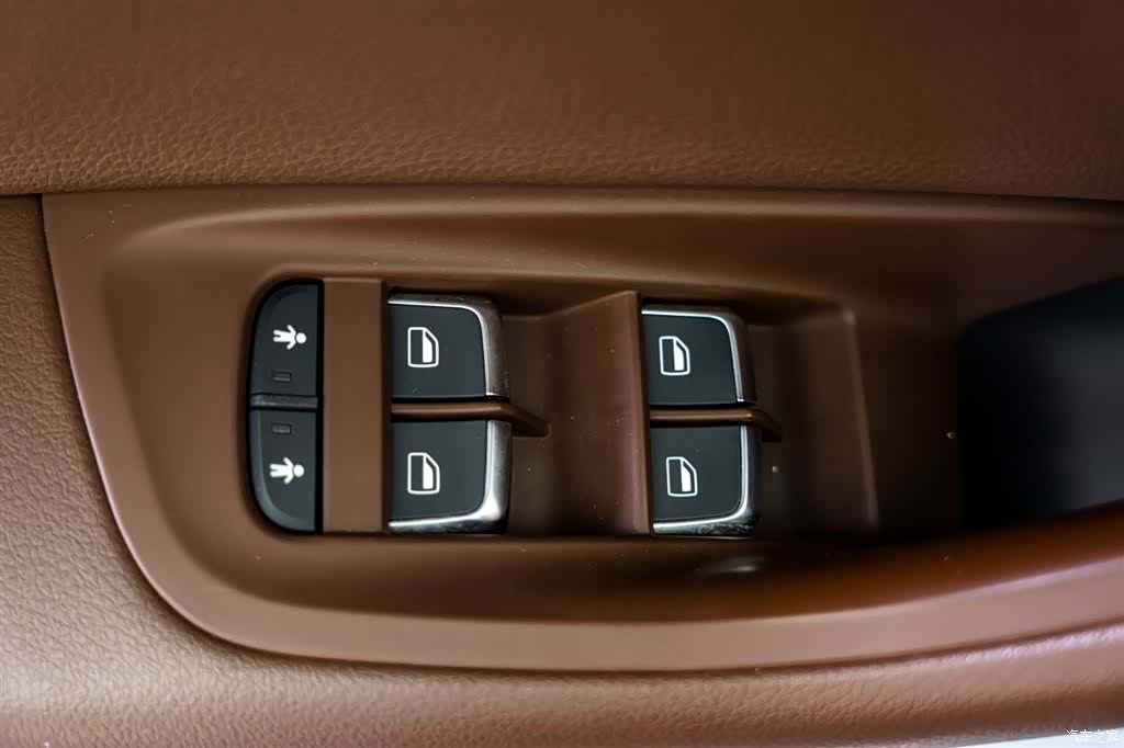 Audi A6L, 2018 16
