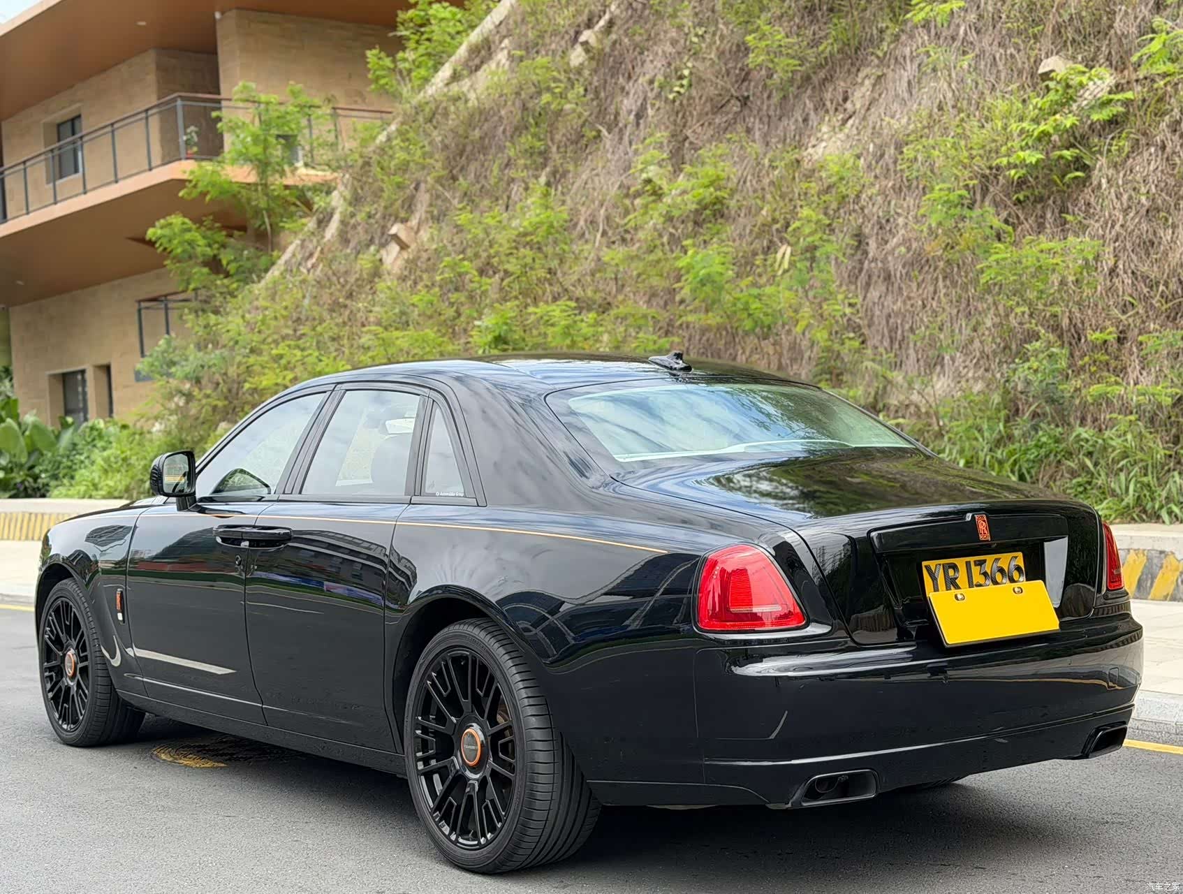 Rolls-Royce Ghost, 2011 9