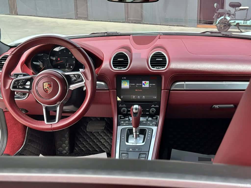 Porsche Cayman, 2021 2