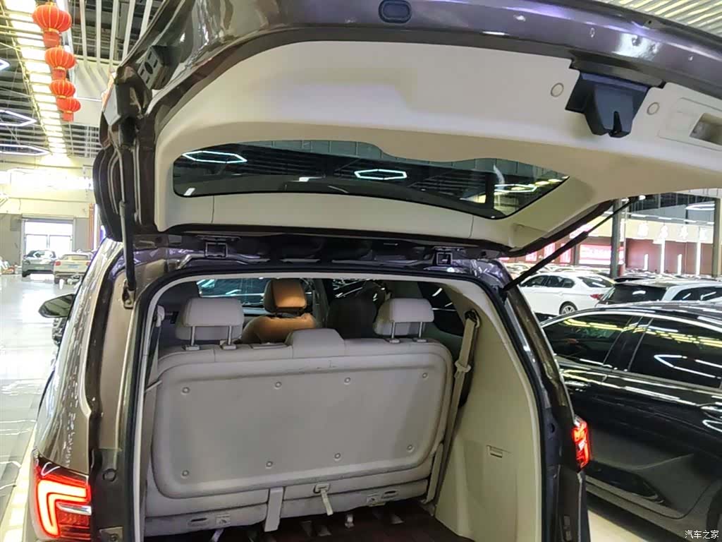 Buick GL8, 2022 19